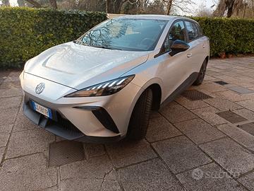 MG4 STANDARD 2022 170CV