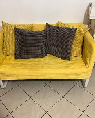 Divano giallo ikea