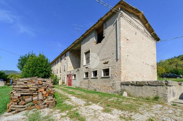 RUSTICO A MARANO DI VALPOLICELLA