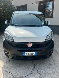 Fiat Doblo Doblò 1.4 T-Jet Natural Power PC-TN Car