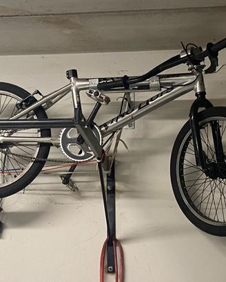 BMX KING LUIS- da sistemare- base progetto