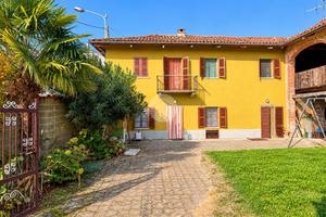 CASA INDIPENDENTE A CASTELL'ALFERO