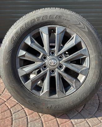 Gomme Toyota Landcruiser250/251 e cerchi originali