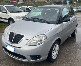 Lancia Ypsilon 1.3 Multijet 16V Bicolor NEOPATENTA