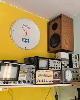 apparecchi elettronici professionali e altro