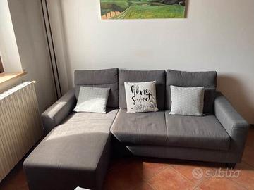 Divano Ikea modello Bollstanas grigio