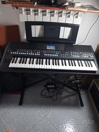 yamaha psr x 600