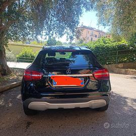 MERCEDES GLA 180