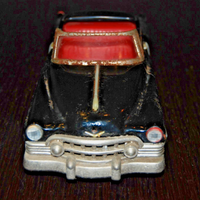 AUTO GIOCATTOLO IN LATTA CADILLAC 1950 BLACK