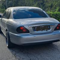 Jaguar x type 