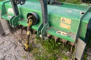 Trincia con raccoglitore