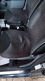 Peugeot 107 1.0 68CV 5p. Plaisir