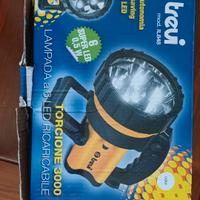 Lampada a 6 LED ricaricabile torcione 3000