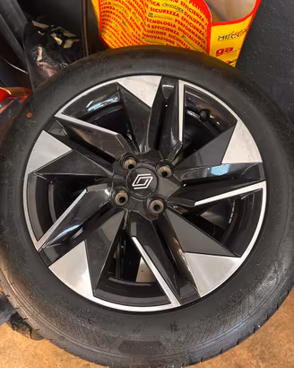Cerchi in lega 16” Nuova Clio 6