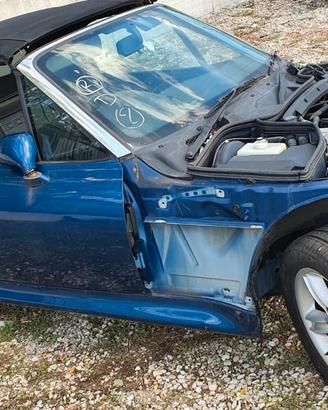 BMW Z3 restyling 1.8 benzina per ricambi (2a)