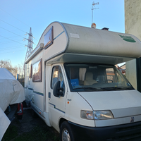 Camper mc louis usato