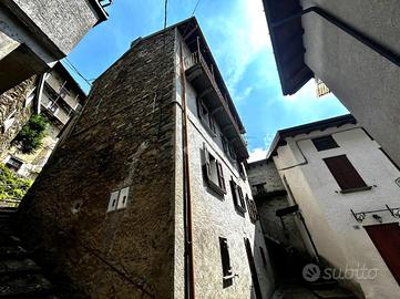 CASA SEMINDIPENDENTE A TREMENICO