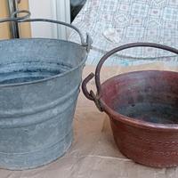 Antico paiolo.e Secchio d'epoca.