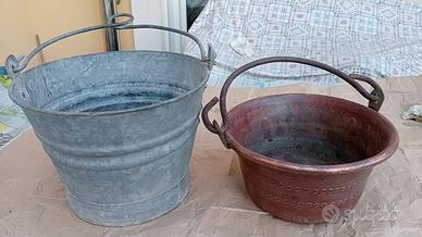 Antico paiolo.e Secchio d'epoca.