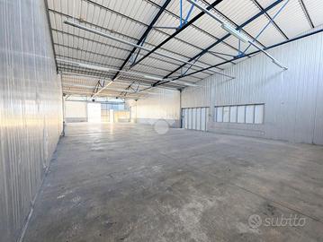 CAPANNONE A SAN FIOR