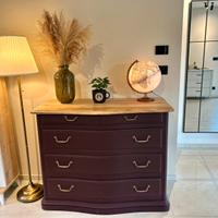 Cassettiera in noce vintage shabby ed elegante