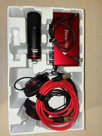 Focusrite Scarlett 2i2 Studio + Accessori