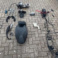 Pezzi vari scooter aerox 2017