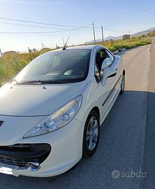Peugeot 207 CC Féline 1.6 HDi 110 CV Pari al nuovo