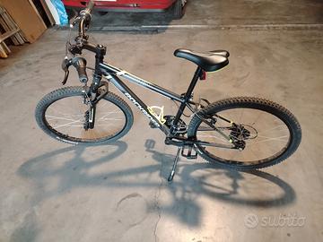 bicicletta MTB ROCKRIDER 24 POLLICI ST 500 NERA