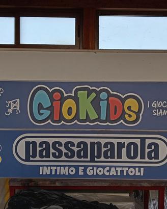 2 insegne luminose a led con pellicola sostituibil