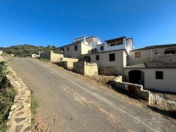 Appartamento trilocale con giardino frontale