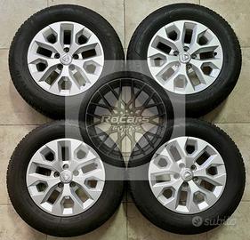 Cerchi 16 pneumatici 4 Stagioni Dacia Duster