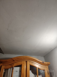 Credenza in legno con 4 cassetti