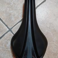 Sella FIZIK Antares R1 Versus Evo usata