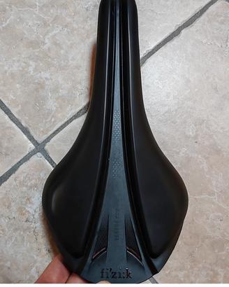 Sella FIZIK Antares R1 Versus Evo usata