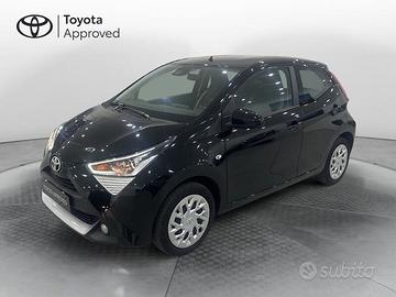 Toyota Aygo Connect 1.0 VVT-i 72 CV 5 porte x...