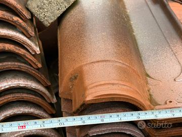 Tegole portoghesi e etrusche