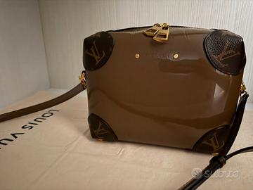 borsa LV 