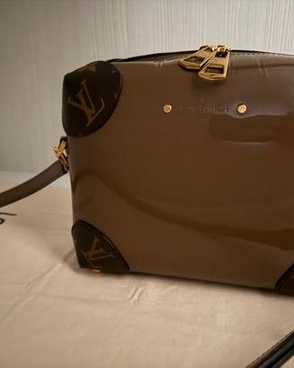 borsa LV 