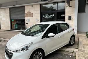 Peugeot 208. 2017. 1.6 DIESEL75 cavalli. km.80’000