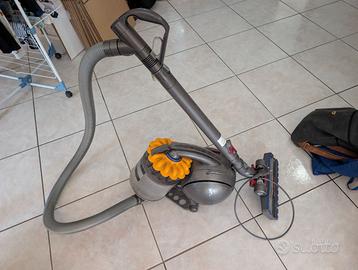 Dyson aspirapolvere filo