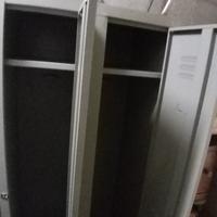 armadietto da spogliatoio in metallo 