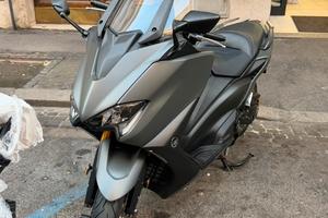 T Max 560 Tech Max