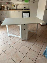 TAVOLO PIEGHEVOLE IKEA