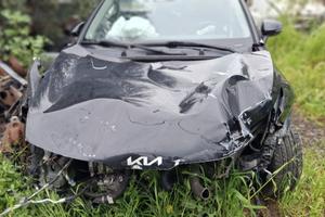 kia sportage anno 2022  motore D4FE ibrido