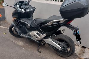 Honda Forza 750 - 2025