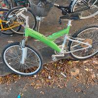 Biciclette nuove, vari tipi