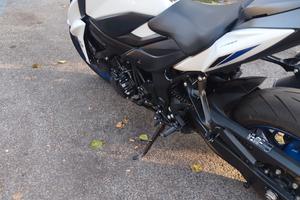  motogsx Suzuki yugen bianca
