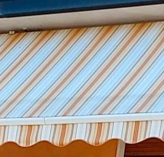 TENDA DA SOLE CON MOTORINO 