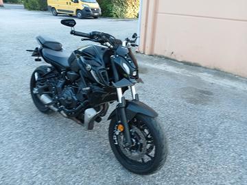 YAMAHA MT 07 ANNO 2023 KM 19.000